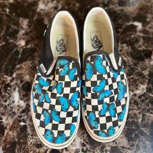 VANS SLIP ONS WOMENS SIZE 9.5